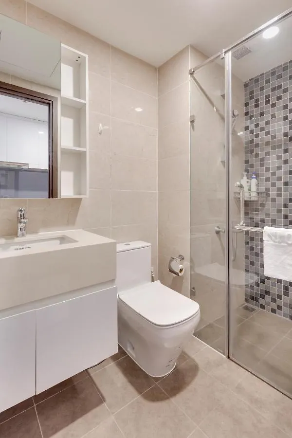 Nha Uyen Service Apartment Saigon Royal Ho Chi Minh City